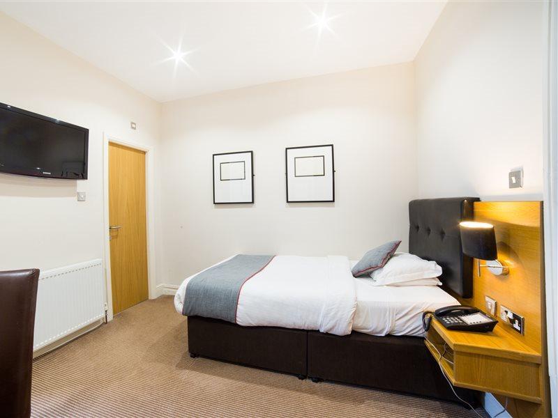 Oyo Imperial 3* Barrow-in-Furness